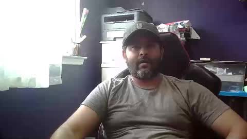 Snapshot of naughtydesicock chatting on 01-16-25, 06:37 sakhtlaundaz online show from 01-16-25, 06:37