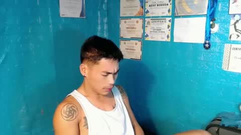 naughtyfuck_boy online show from 10-30-25, 03:08