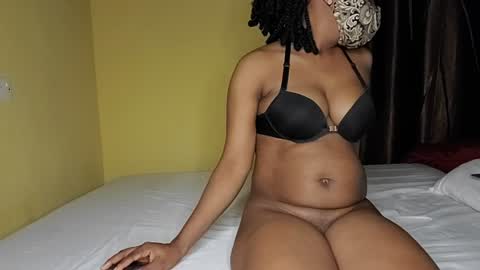 NaughtyGal online show from 06-21-26, 05:21