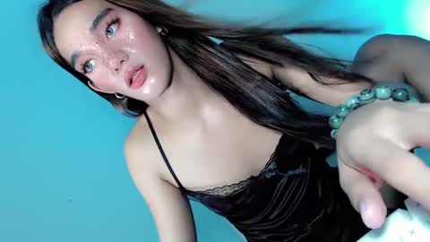 Snapshot of naughtygirlintown chatting on 03-07-25, 04:24 Mariella online show from 03-07-25, 04:24