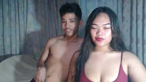 Snapshot of naughtyhotamber chatting on 12-20-25, 05:20 amber and ryan online show from 12-20-25, 05:20