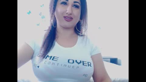 Snapshot of naughtymaya4you chatting on 09-17-25, 10:06 naughtymaya4you online show from 09-17-25, 10:06