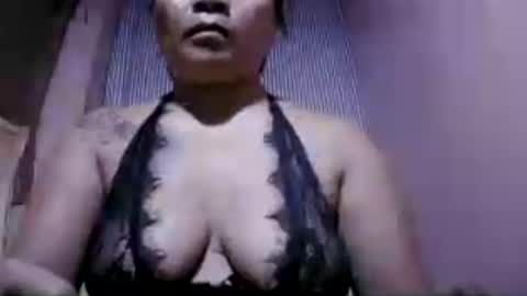 naughtymom_33 online show from 07-16-26, 09:04