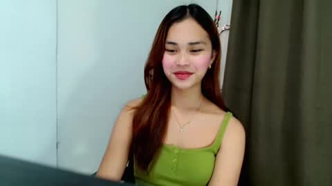 Snapshot of naughtymuse_ chatting on 02-01-26, 07:40 ELISE online show from 02-01-26, 07:40