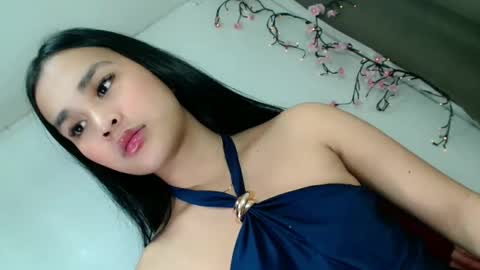 Snapshot of naughtymuse_ chatting on 03-15-26, 04:40 ELISE online show from 03-15-26, 04:40