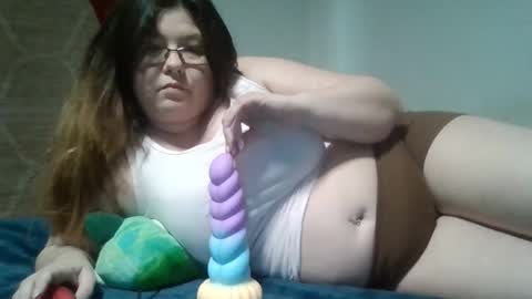 Snapshot of naughtynatalie1988x chatting on 05-09-26, 09:20 Natalie online show from 05-09-26, 09:20