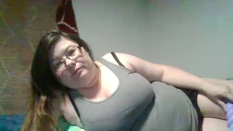 Snapshot of naughtynatalie1988x chatting on 06-01-26, 02:57 Natalie online show from 06-01-26, 02:57