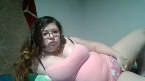 Snapshot of naughtynatalie1988x chatting on 06-23-26, 01:58 Natalie online show from 06-23-26, 01:58