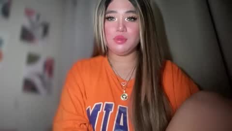 Snapshot of naughtyrosecum chatting on 01-06-25, 02:25 Rose Wilson online show from 01-06-25, 02:25