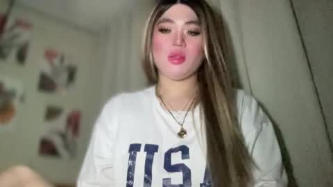 Snapshot of naughtyrosecum chatting on 02-04-25, 06:04 Rose Wilson online show from 02-04-25, 06:04