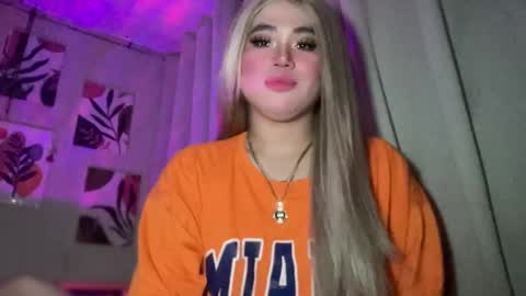 Snapshot of naughtyrosecum chatting on 02-05-25, 07:07 Rose Wilson online show from 02-05-25, 07:07