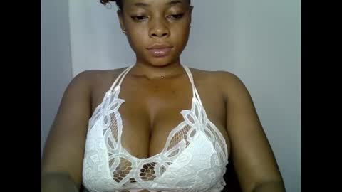 Snapshot of naughtyxcuntx chatting on 10-26-25, 04:24 naughtyxcuntx online show from 10-26-25, 04:24