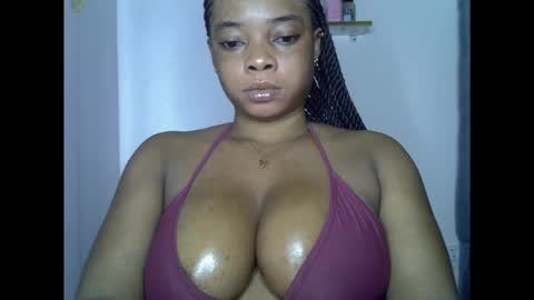 Snapshot of naughtyxcuntx chatting on 01-19-26, 06:39 naughtyxcuntx online show from 01-19-26, 06:39