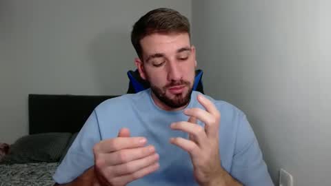 Snapshot of naugthy18boy chatting on 01-02-25, 07:40 Nico online show from 01-02-25, 07:40