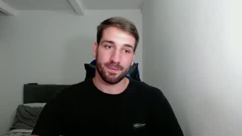 Snapshot of naugthy18boy chatting on 01-20-25, 08:29 Nico online show from 01-20-25, 08:29