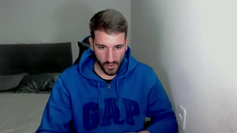 Snapshot of naugthy18boy chatting on 02-17-25, 07:53 Nico online show from 02-17-25, 07:53