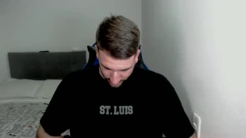 Snapshot of naugthy18boy chatting on 02-24-25, 07:41 Nico online show from 02-24-25, 07:41