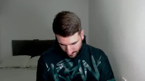 Snapshot of naugthy18boy chatting on 03-03-25, 02:48 Nico online show from 03-03-25, 02:48