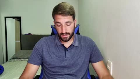 Snapshot of naugthy18boy chatting on 03-04-26, 08:59 Nico online show from 03-04-26, 08:59