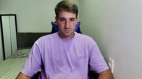 Snapshot of naugthy18boy chatting on 03-11-26, 07:53 Nico online show from 03-11-26, 07:53