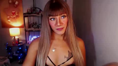 Janna Mae online show from 09-26-25, 01:48