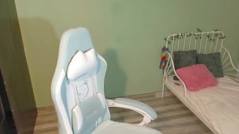 Snapshot of naugthy_muse chatting on 02-03-26, 06:40 sabrina online show from 02-03-26, 06:40