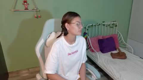 Snapshot of naugthy_muse chatting on 02-07-26, 05:55 sabrina online show from 02-07-26, 05:55