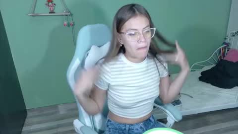 Snapshot of naugthy_muse chatting on 02-10-26, 05:11 sabrina online show from 02-10-26, 05:11