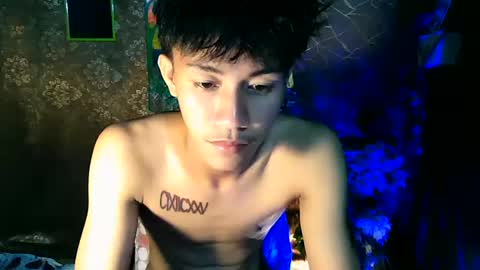 Snapshot of naugthyboyloy chatting on 09-14-25, 04:39 Loy online show from 09-14-25, 04:39