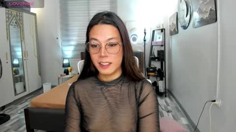 Snapshot of naugtycummer69 chatting on 09-26-25, 04:38 JAY online show from 09-26-25, 04:38