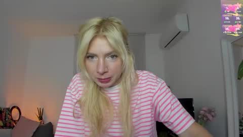 Snapshot of nautica_therapy chatting on 07-13-26, 10:29 Nautica online show from 07-13-26, 10:29