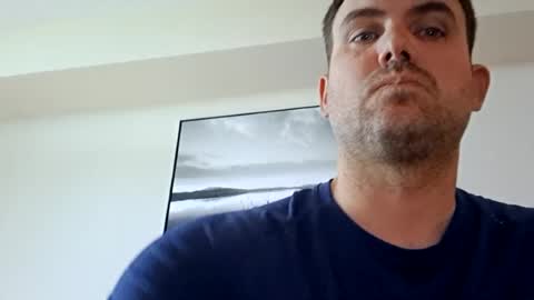 naw665 online show from 06-19-26, 01:37