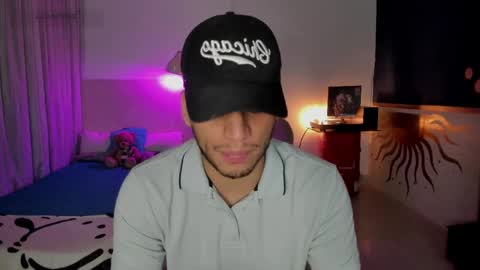 Natan online show from 05-27-26, 01:57