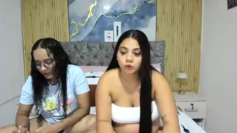 Snapshot of nay_and_aleja chatting on 07-10-26, 02:38 nay_and_aleja online show from 07-10-26, 02:38