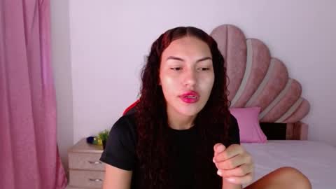 naya_fox1 online show from 02-03-26, 06:35