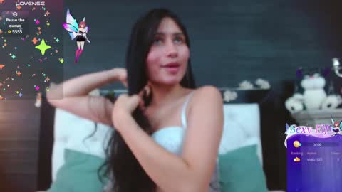 Snapshot of nayecloud chatting on 02-06-25, 10:15 Naye online show from 02-06-25, 10:15