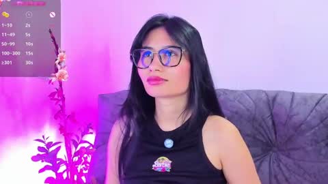 Snapshot of nayecloud chatting on 06-26-26, 05:01 Naye online show from 06-26-26, 05:01
