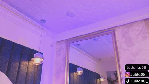 Juli  online show from 01-21-25, 11:24