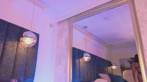 Juli  online show from 01-31-25, 05:42