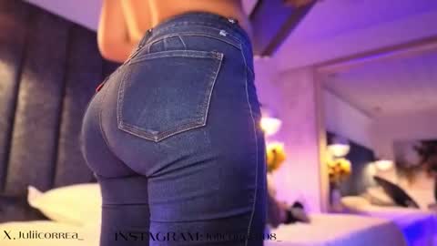 Juli  online show from 10-22-25, 11:21