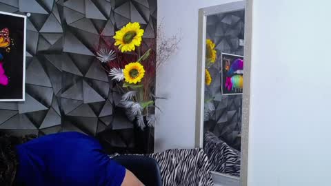 Snapshot of nazper_ chatting on 01-19-25, 04:04 Nazper online show from 01-19-25, 04:04