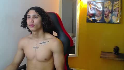 Snapshot of nazper_ chatting on 02-19-25, 05:27 Nazper online show from 02-19-25, 05:27