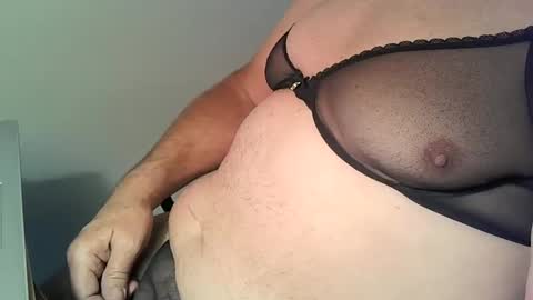 Snapshot of nbw chatting on 01-01-25, 11:07 nbw online show from 01-01-25, 11:07