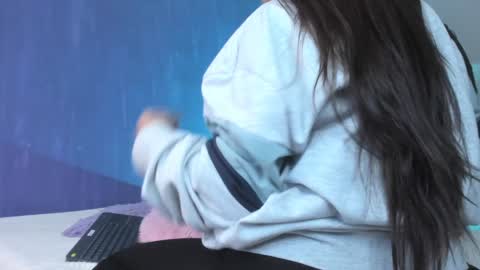 Nefertari online show from 01-10-25, 02:23