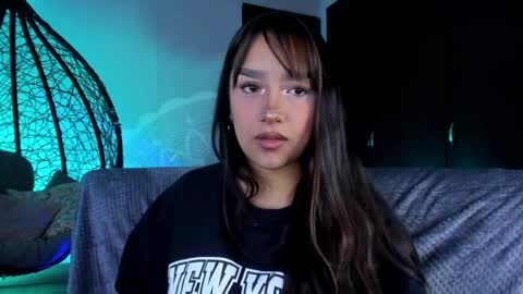 Nefertari online show from 01-18-25, 11:32