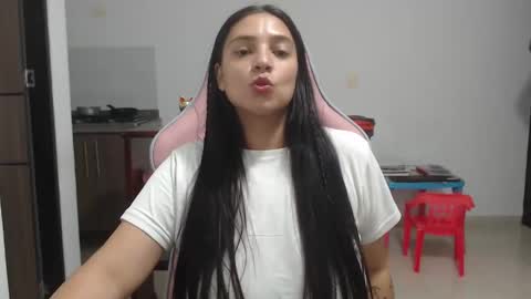 Snapshot of nebyula_star chatting on 09-09-25, 10:20 Nebyula online show from 09-09-25, 10:20
