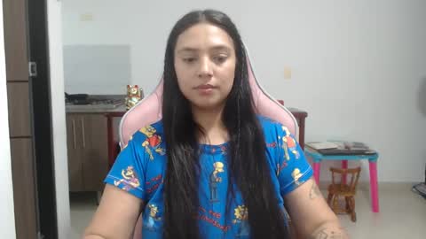 Snapshot of nebyula_star chatting on 09-11-25, 10:43 Nebyula online show from 09-11-25, 10:43