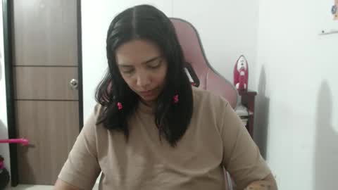 Snapshot of nebyula_star chatting on 03-25-26, 02:28 Nebyula online show from 03-25-26, 02:28