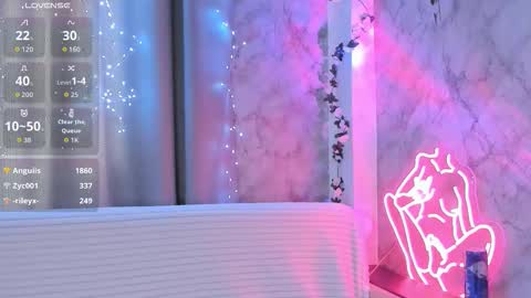 Snapshot of necucubi chatting on 01-19-26, 07:34 Eva online show from 01-19-26, 07:34