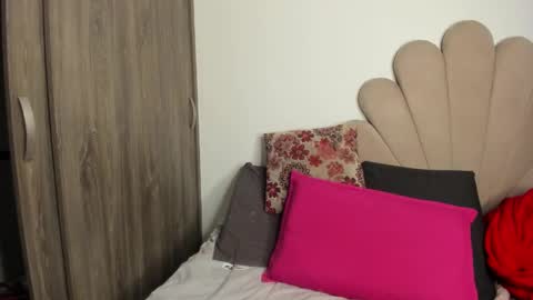 Nei turn green online show from 02-09-26, 01:20